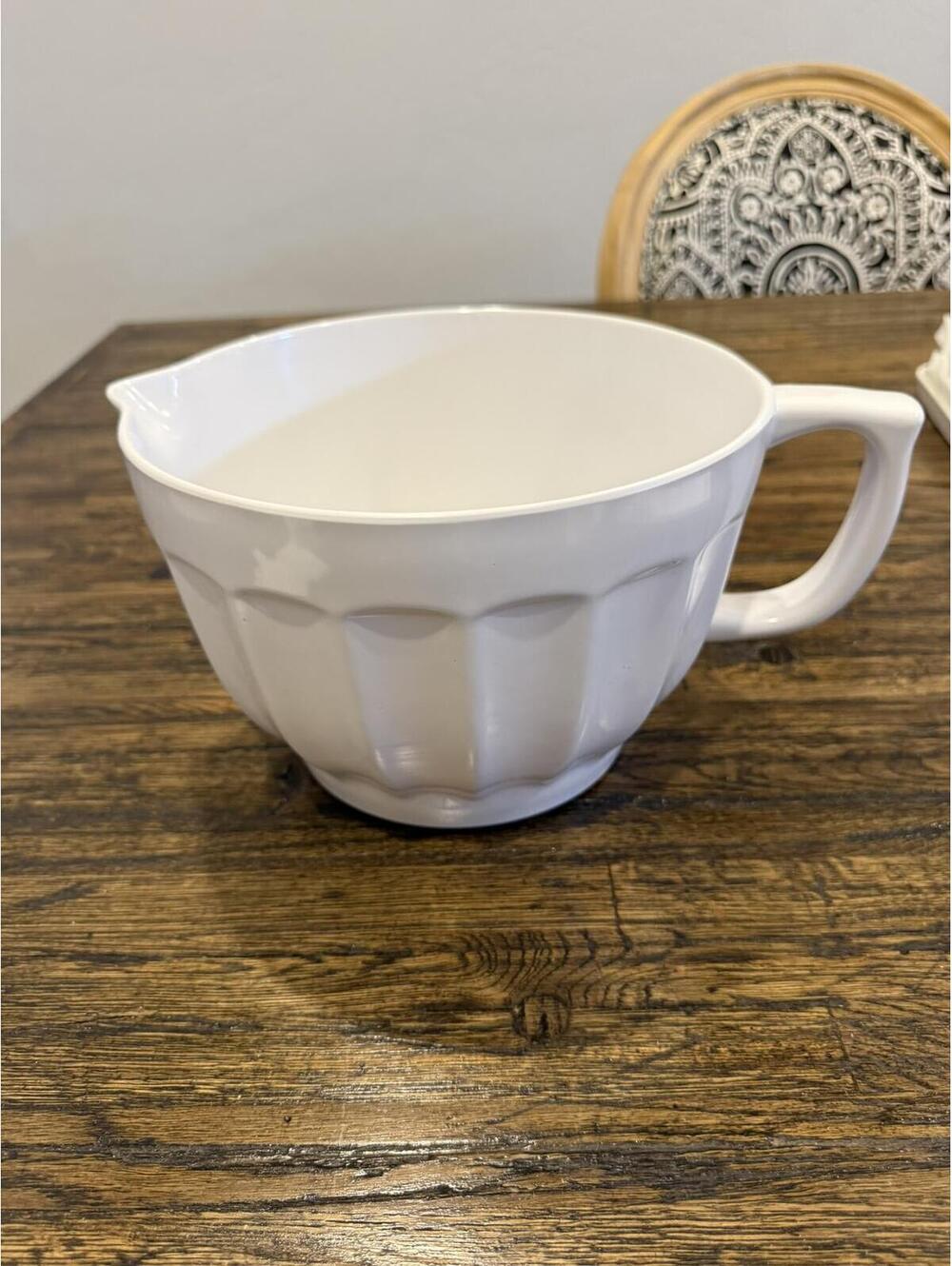 Mikasa Collection White Ceramic Batter Bowl with Handle and Spout